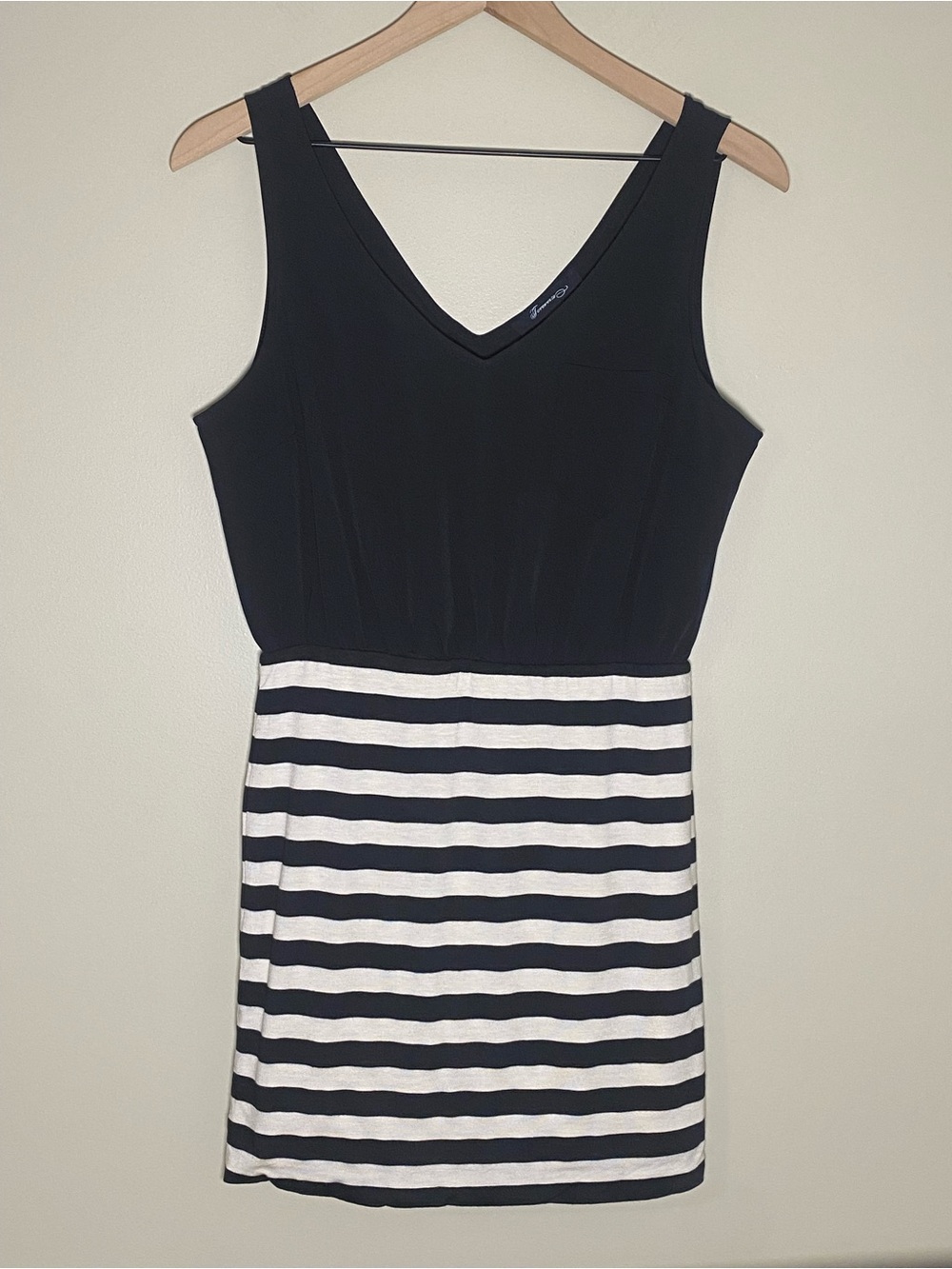 Forever 21 Casual Chic Nautical Striped Black Cream Sleeveless Mini Dress Medium - Picture 1 of 12